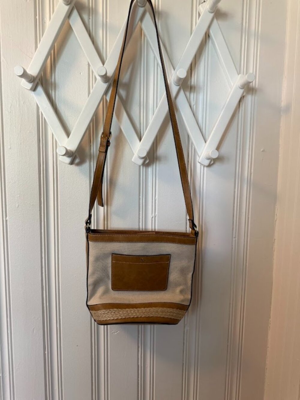 Liz Claiborne Women's Brown Tan Straw Leather Trim Crossbody Purse Justine